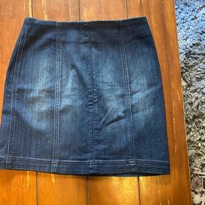 Sky and sparrow stretchy jean skirt.